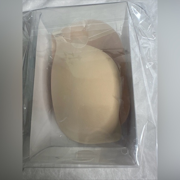 Maidenform Bra Front Clip Closure Backless & Strapless Adhesive Bra Size D Nude - Picture 3 of 6